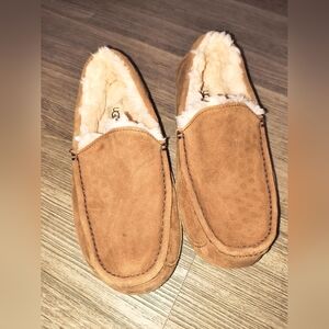 UGG Women's Tan Suede Slippers